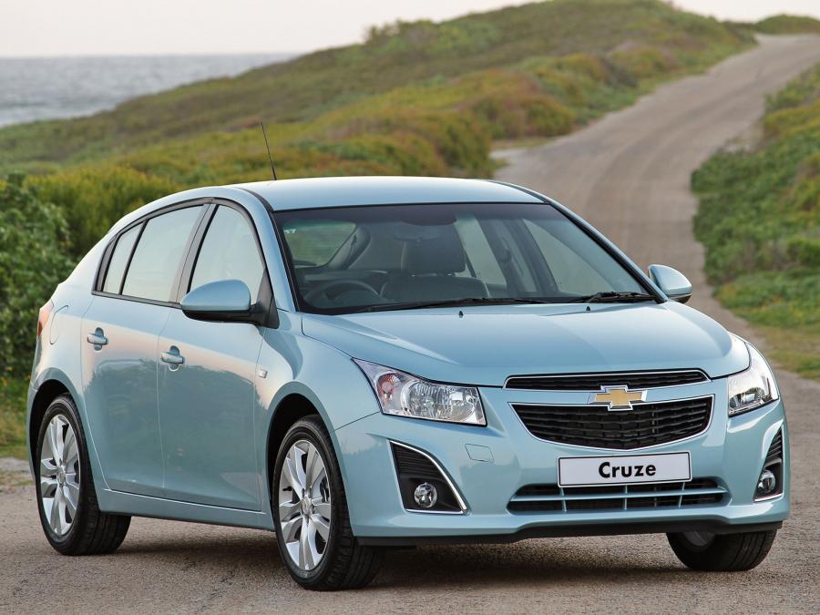  Chevrolet Cruze Hatchback 2012 года  (ZA) (фото 14 из 16)